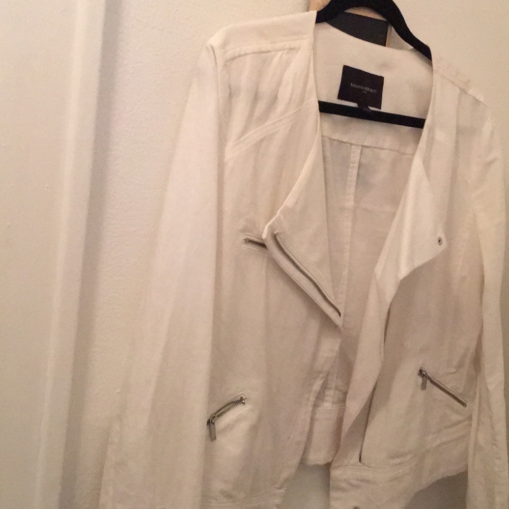 Banana Republic white line. Moto Jacket